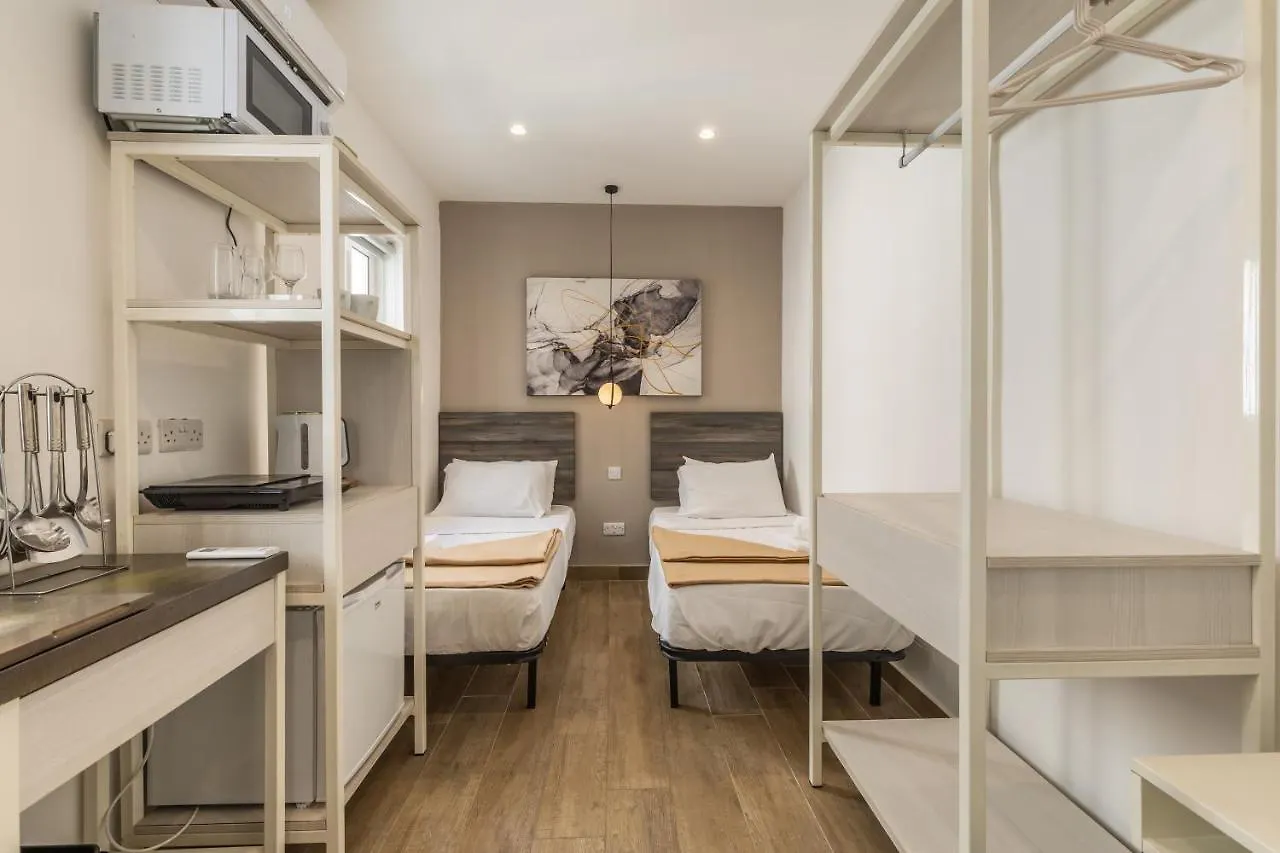 Studio Apartment With Twin Beds & Kitchenette At The New Olo Living 24 Saint Julian's 0*,  Malta