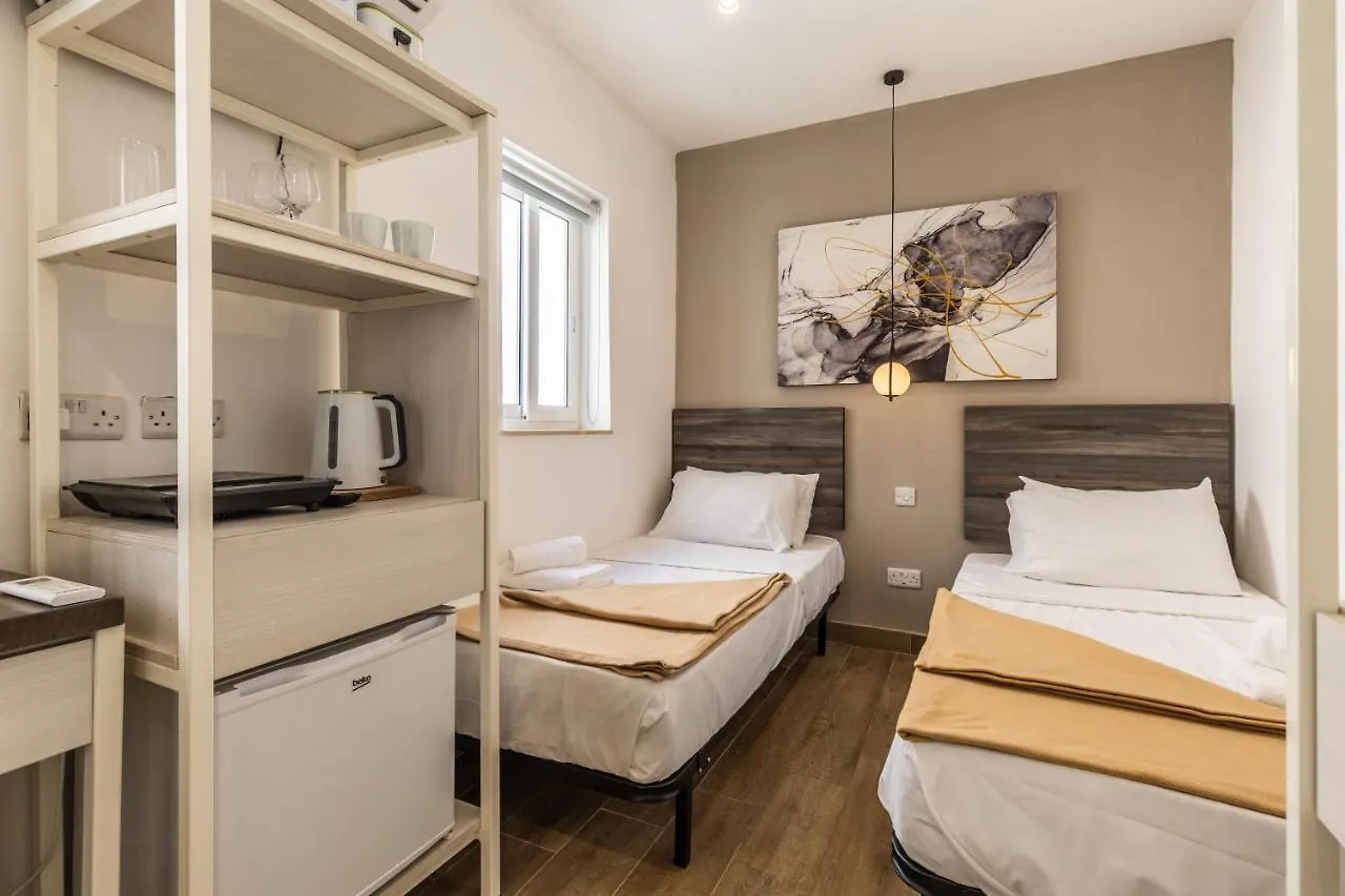 Guest house Studio Apartment With Twin Beds & Kitchenette At The New Olo Living 24 Saint Julian's Malta